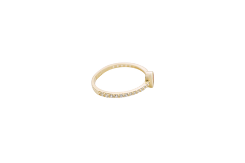 14KT Gold Ring Women's Red Pear Tear Drop Center CZ Stone with Round White CZ Stones Band