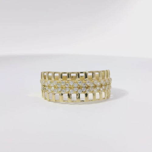 14KT Gold Ring Women's Light Weight Open Stipe Wide Band with White CZ Chain Link on Solid Background Center