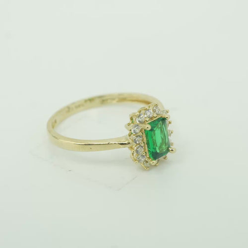 14KT Gold Ring Women's Flower Dark Green Rectangle Center CZ Stone with White CZ Stone Petal Borders and Plain Band