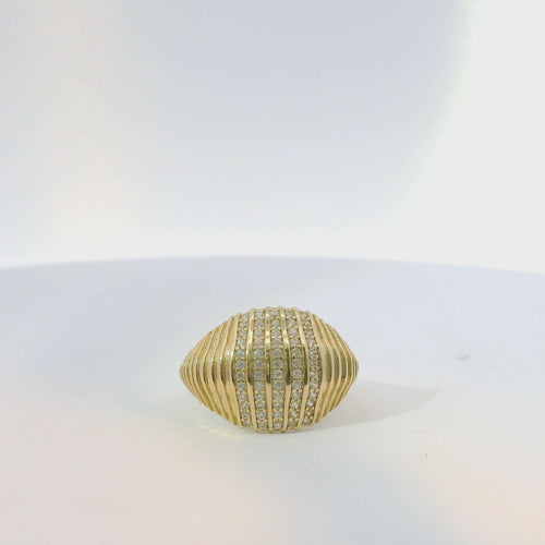 14KT Gold Ring Women's Ribbed Wide Seashell Band with Five Vertical White CZ Stone Rows