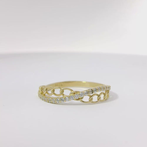 14KT Gold Ring Women's Light Weight White CZ Stone and Curb Link Criss Crossed Center with Plain Band