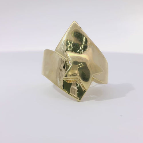 14KT Gold Ring Women's Plain Raised Bubble Star with Asymmetrical Thick Ribbon Band