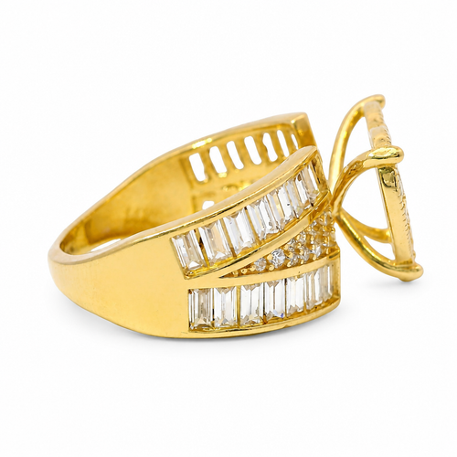 14KT Gold Ring Women's Jumbo Heart Shape White CZ Stones Cluster, Plain Border, and Baguette Chevron with Round White CZ Stones Center on Band