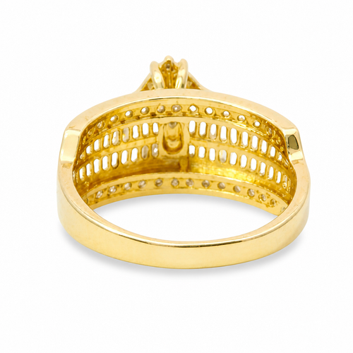 14KT Gold Ring Women's Eight Prong Square Green Clover Cluster CZ Stones with Plain Outline and White CZ Stones Border and Double Row Baguette Band Center with Round White CZ Borders